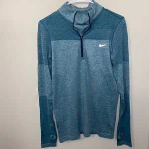 ❄️ Nike Running Long-Sleeve Shirt ❄️